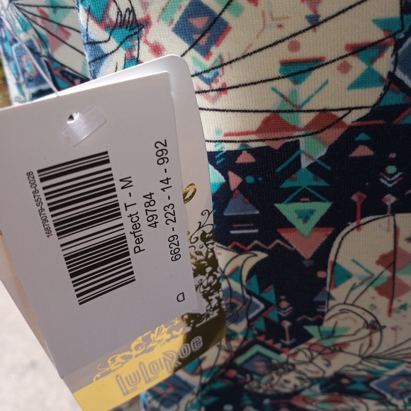 Lularoe Disney Womans Blouse Short Sleeve Nwt Princess Retro Blue Purple White M - Picture 6 of 7